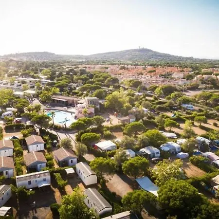 Oh! Campings - La Clape Campsite 4*